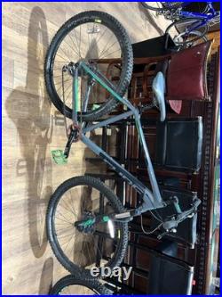 Cube 29 Inch Analog Zombie Green In Good Condition All Works Cash Only L Frame