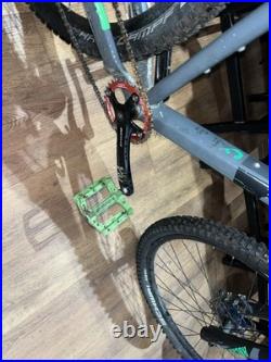 Cube 29 Inch Analog Zombie Green In Good Condition All Works Cash Only L Frame