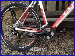 Cube Acid hardtail mountain bike (MTB) 20 frame, 26 wheels, red and white