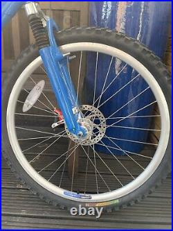 Dawes Mountain Bike Watoga 26' wheels, medium frame, RST 381