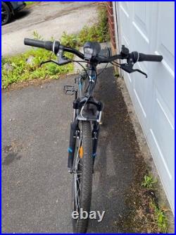 Decathlon Rockrider ST100 Mountain Bike 26-inch XS Frame
