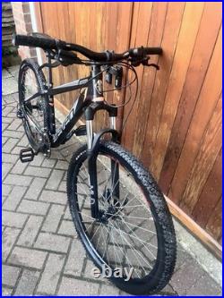 Eleven Vortex 27.5 MTB 15.5 Frame Shimano Tourney, Hydraulics Disc Brakes