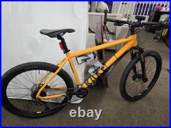 Ex Display Calibre Rake Mountain Bike With Accessories 20inch Frame Ex Display Calibre Rake Mountain Bike With Accessories 20inch Frame