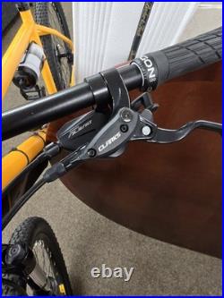 Ex Display Calibre Rake Mountain Bike With Accessories 20inch Frame