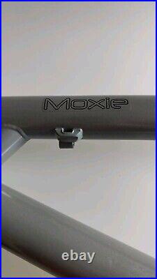 Extremely Rare Pipedream Moxie Prototype Frame, The Only 1 Left In The World