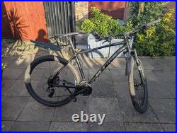 Forme Curbar 3 Mountain Bike XL Frame 21-speed