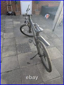 Forme Curbar 3 Mountain Bike XL Frame 21-speed