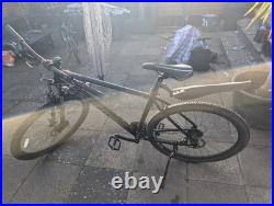 Forme Curbar 3 Mountain Bike XL Frame 21-speed