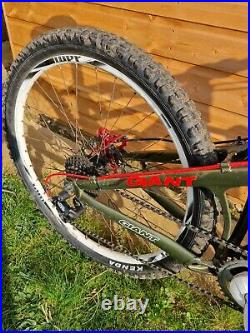 GIANT REIGN 2 mountain bike 18 frame 26 wheels Rock shox tlc