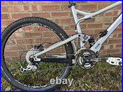 GIANT TRANCE 3 DUAL / FULL Suspension 27.5 DOWNHILL Mountain Bike MEDIUM FRAME