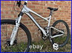 GIANT TRANCE 3 DUAL / FULL Suspension 27.5 DOWNHILL Mountain Bike MEDIUM FRAME