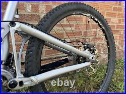 GIANT TRANCE 3 DUAL / FULL Suspension 27.5 DOWNHILL Mountain Bike MEDIUM FRAME