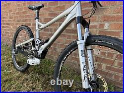 GIANT TRANCE 3 DUAL / FULL Suspension 27.5 DOWNHILL Mountain Bike MEDIUM FRAME