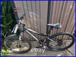 GT AVALANCHE 3.0 Mountain Bike. Size S (16) Disc Brakes, 24- Speed