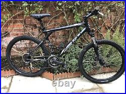 GT Avalanche 3.0 All Terrain Bike Large Frame 26 Wheels Front Suspension