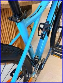 GT Avalanche Sport 29in Mountain Bike M Frame Front Sus Blue/Orange