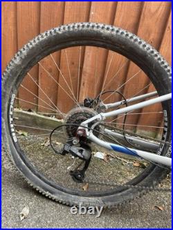 GT mountain Bike. XS Frame 27.5 Wheels