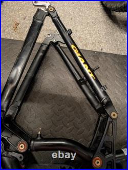 Giant Ac Team Frame Med 26 Wheel Hardcore Retro Freeride Vgc