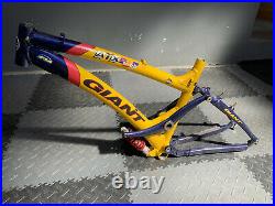 Giant Atx 1000 Pro Series Vintage Dh Fr Frame Full Suspension Rock Shox Deluxe