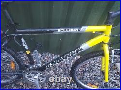 Giant Boulder Mountain Bike With A 19 Inch Medium Frame