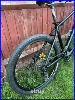 Giant Revel 3 26 Medium Frame Fully Working