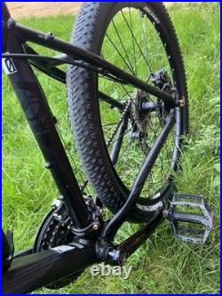 Giant Revel 3 26 Medium Frame Fully Working