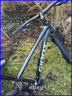 Giant Talon 27.5 Inch Medium Frame Hard Tail 2024 Model Giant Talon 27.5 Inch Medium Frame Hard Tail 2024 Model