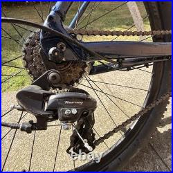 Giant Talon 3 Mountain Bike 2023 Large Frame, 27.5 Wheels, Hardtail