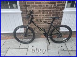 Giant Talon 3 Mountain Bike Adult Size 2021 model in black XL Frame