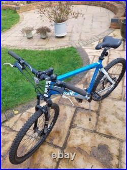 Giant XTC XL HardTail. Alloy Frame, 26 Wheels, SLX/Deore. 1 owner, Accessories