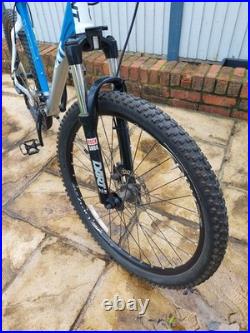 Giant XTC XL HardTail. Alloy Frame, 26 Wheels, SLX/Deore. 1 owner, Accessories