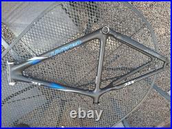 Giant Xtc Carbon Med Hardtail Frame In Outstanding Condition Display Use Only