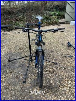 Giant stance 27.5 full suspension Mountain bike MTB Medium frame