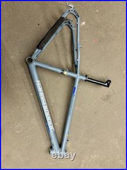Handsome dog RockHound 26 Triple Lite Xc03 frame