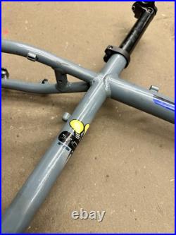 Handsome dog RockHound 26 Triple Lite Xc03 frame