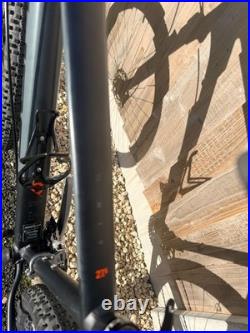 Hard Tail Mountain Bike Cube Aim SL Aluminium 27.5 Inch Frame Black/Red