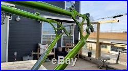 Independent Fabrication Steel Deluxe Frame Medium