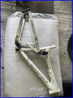 Intense Socom FRO retro Downhill Frame Large