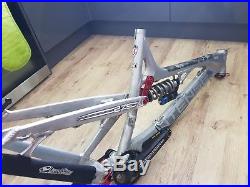 Intense tracer 275 frame 2015 (raw) size M