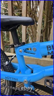 Kids Black Mountain Hutto Bike 6+ Years, 20 Expanding Adjustable Frame