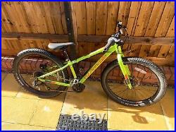 Kids Cannondale Cujo Mountain Bike 12 Frame 8 speed Great Condition