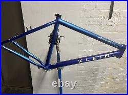 Klein Attitude Race Large 1999