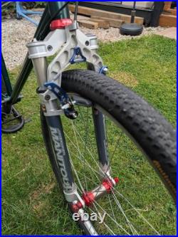 Kona Kilauea Race lite (Few Bits To Finish)Hope, Xt, 18 Frame Mountain Bike