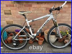 Kona kikapu, 18inch frame, 26inch wheels, good condition