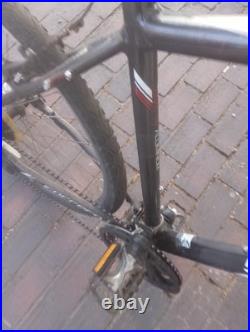 Large size carrera crossfire men's 19 inch frame / 29 wheels. S r suntour
