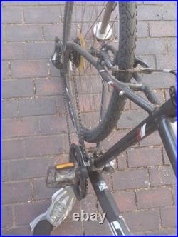 Large size carrera crossfire men's 19 inch frame / 29 wheels. S r suntour