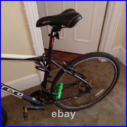 Large size carrera crossfire men's 19 inch frame / 29 wheels. S r suntour