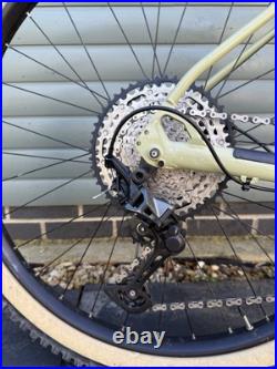 Marin Pine Mountain 2 Steel Frame Mountain Bike Marin Pine Mountain 2 Steel Frame Mountain Bike
