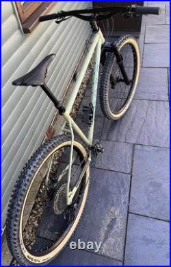 Marin Pine Mountain 2 Steel Frame Mountain Bike Marin Pine Mountain 2 Steel Frame Mountain Bike
