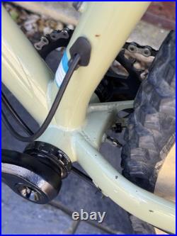 Marin Pine Mountain 2 Steel Frame Mountain Bike Marin Pine Mountain 2 Steel Frame Mountain Bike